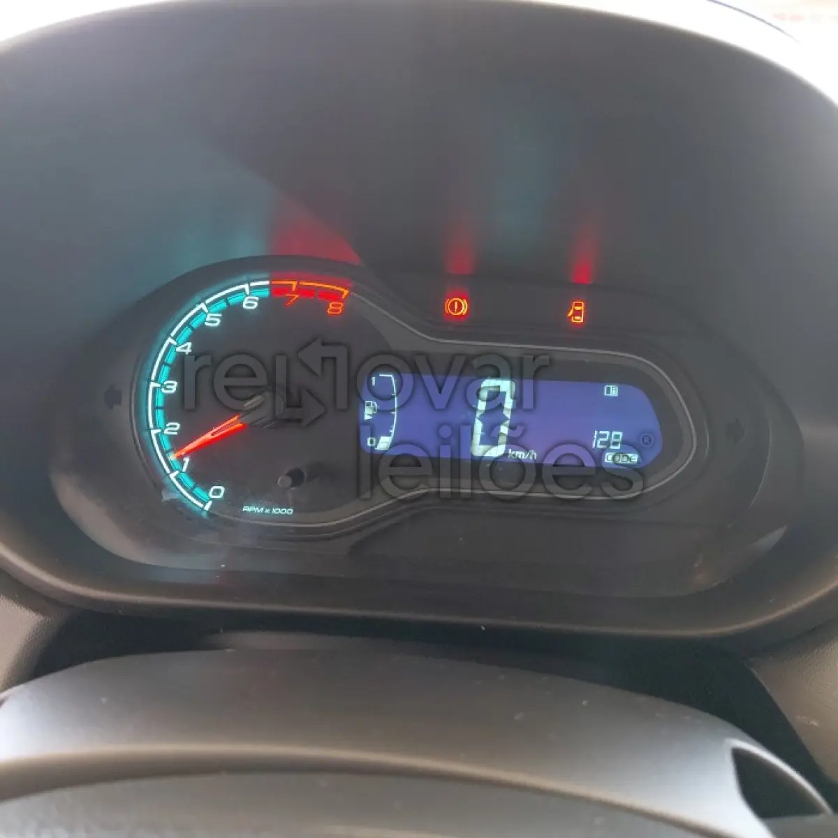 LOTE 012 - CHEVROLET ONIX LT - ANO 2014/2014 - COMPLETO - SICREDI UNIÃO - DEPOSITADO EM SANTO ÂNGELO/RS