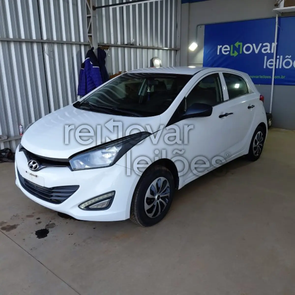 LOTE 020 - HYUNDAI HB20 - ANO 2013/2014 - COMPLETO - SICREDI ESSÊNCIA - DEPOSITADO EM SANTO ÂNGELO/RS
