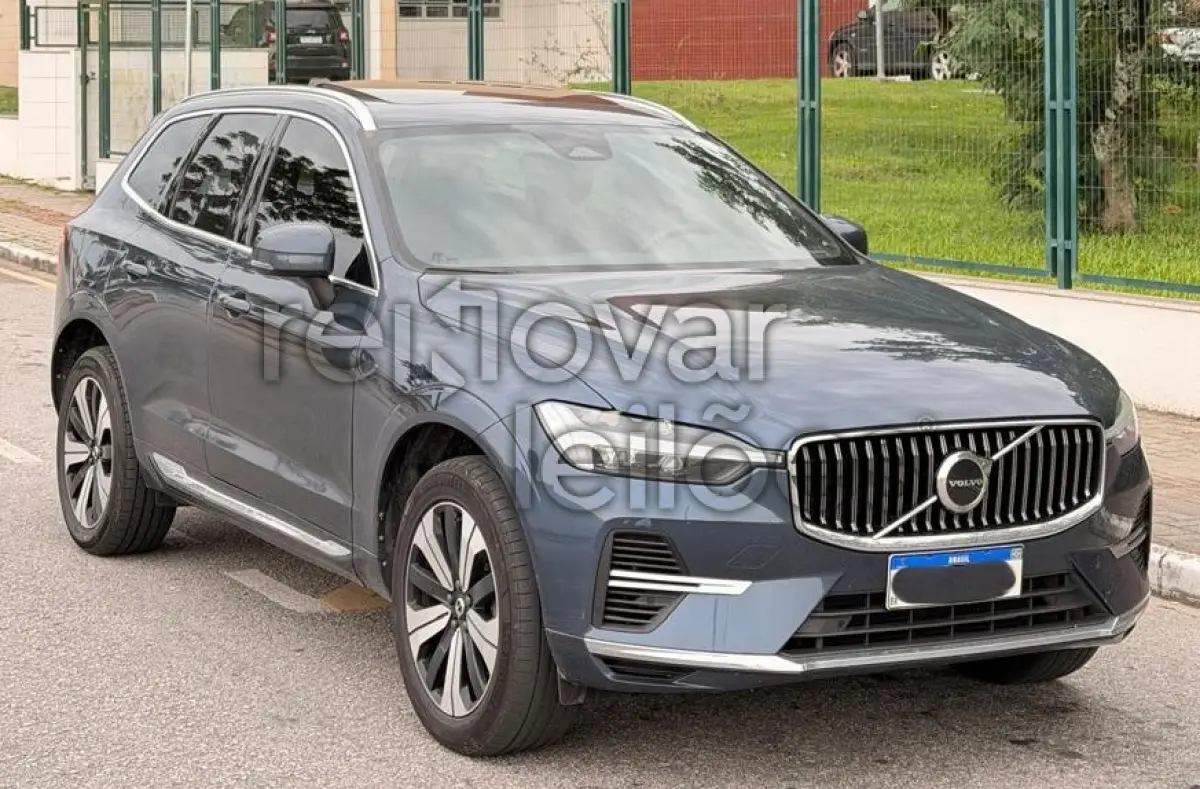 LOTE 013 - VOLVO/XC60 T8 PLUS - ANO 2022/2023 - COMPLETO - DEPOSITADO EM FLORIANÓPOLIS/SC