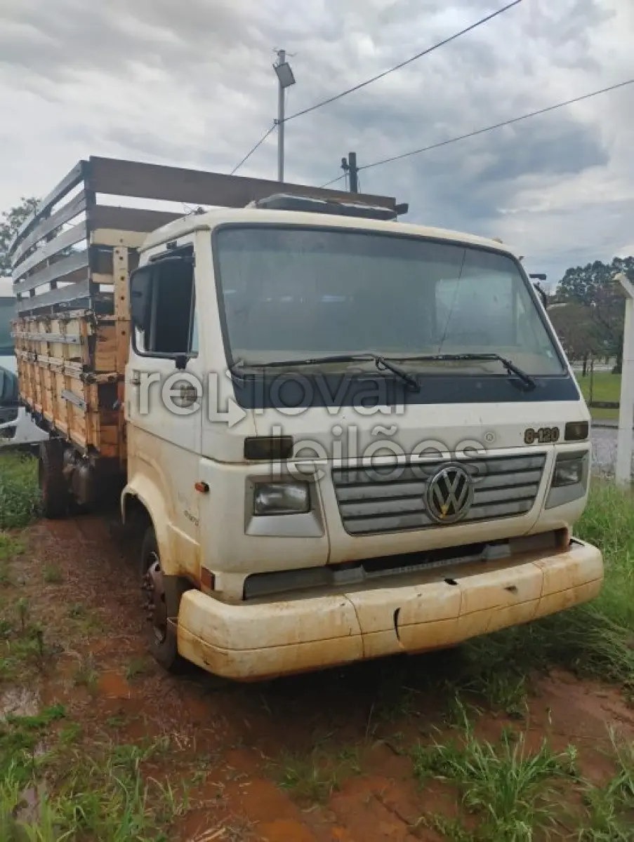 LOTE 019 - VW 8.120 - ANO 2004/2004 - VIA CERTA - DEPOSITADO EM SANTO ÂNGELO/RS