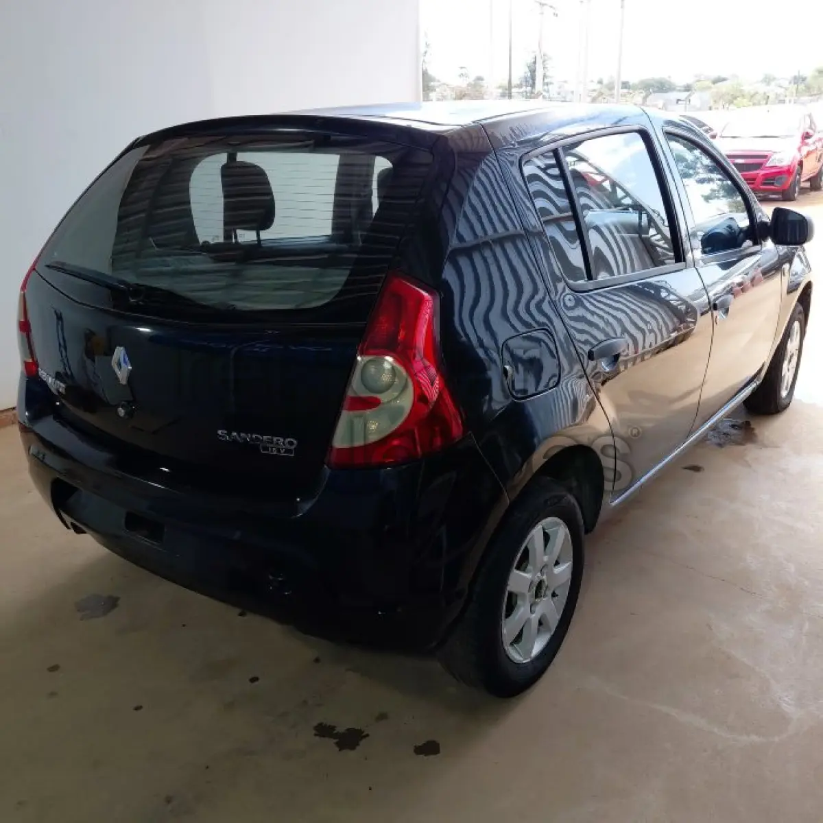 LOTE 015 - RENAULT SANDERO AUTHENTIQUE 1.0 - ANO 2009/2010 - SICREDI ALTOS DA SERRA - DEPOSITADO EM SANTO ÂNGELO/RS