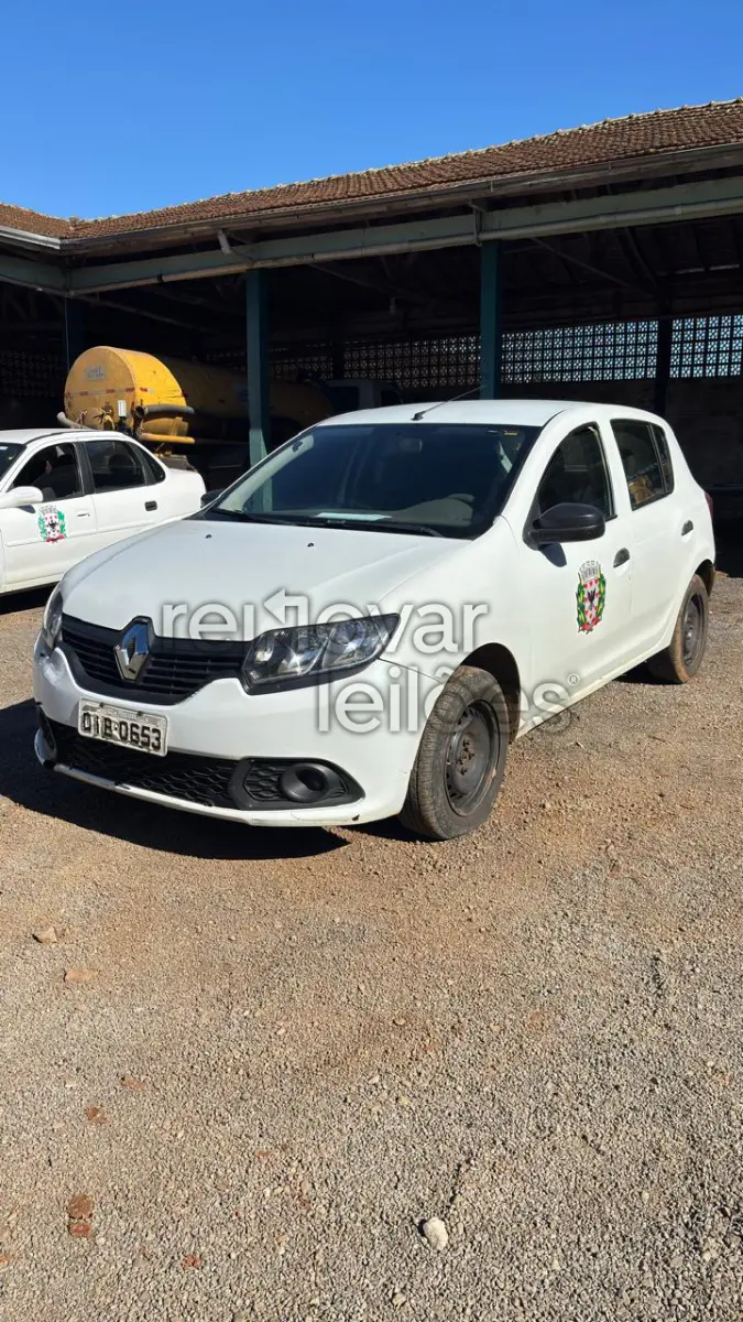 LOTE 008 - RENAULT/SANDERO 1.0