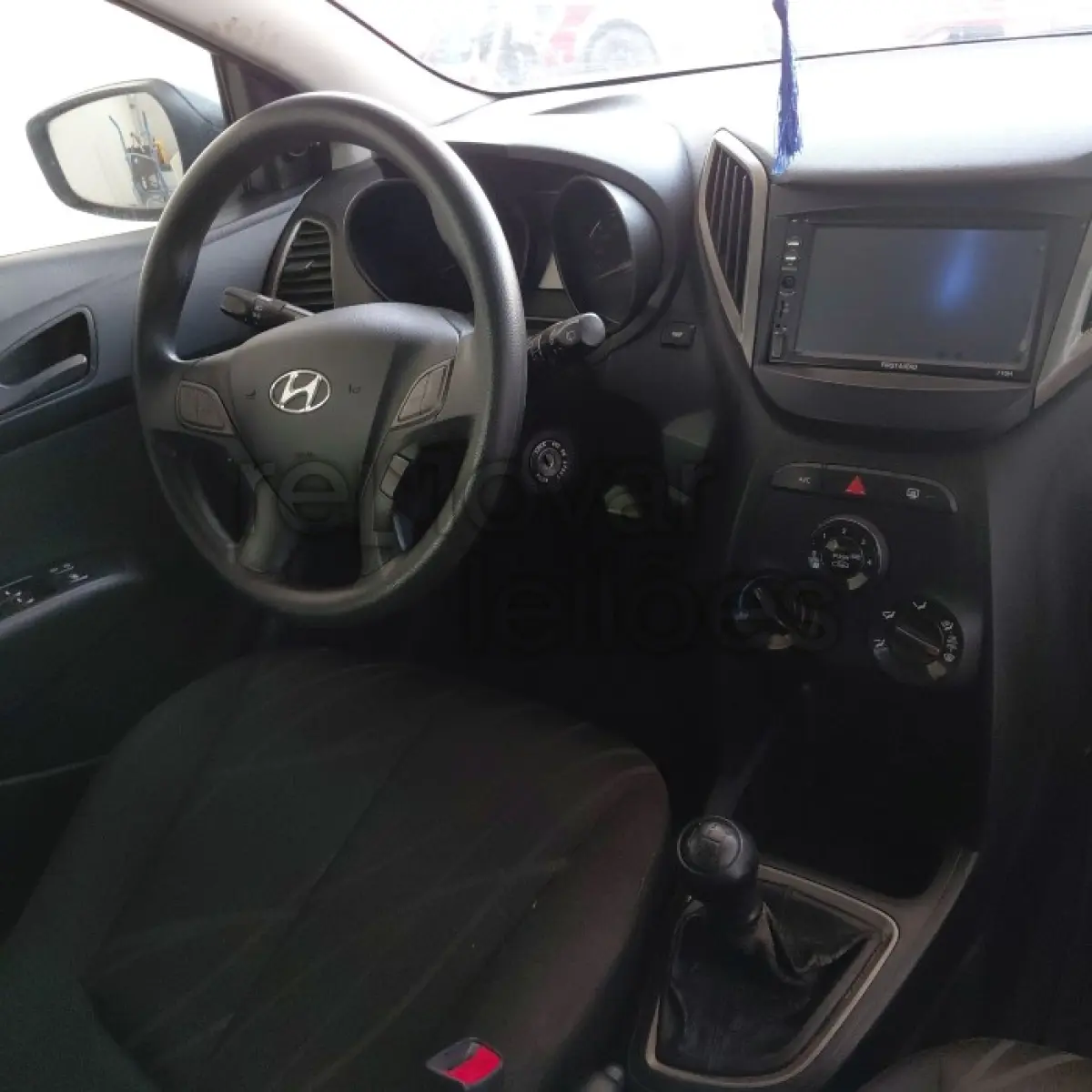 LOTE 020 - HYUNDAI HB20 - ANO 2013/2014 - COMPLETO - SICREDI ESSÊNCIA - DEPOSITADO EM SANTO ÂNGELO/RS