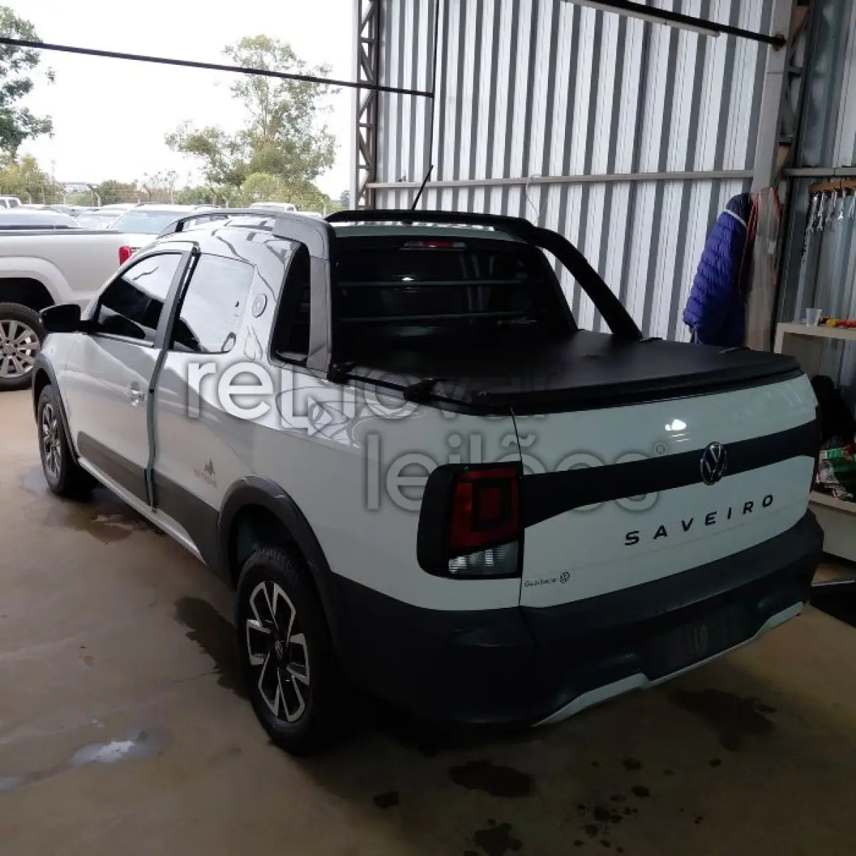 LOTE 023 - VW SAVEIRO CD EX - ANO 2023/2024 - COMPLETO - SICREDI CAMINHO DAS AGUAS - DEPOSITADO EM SANTO ÂNGELO/RS