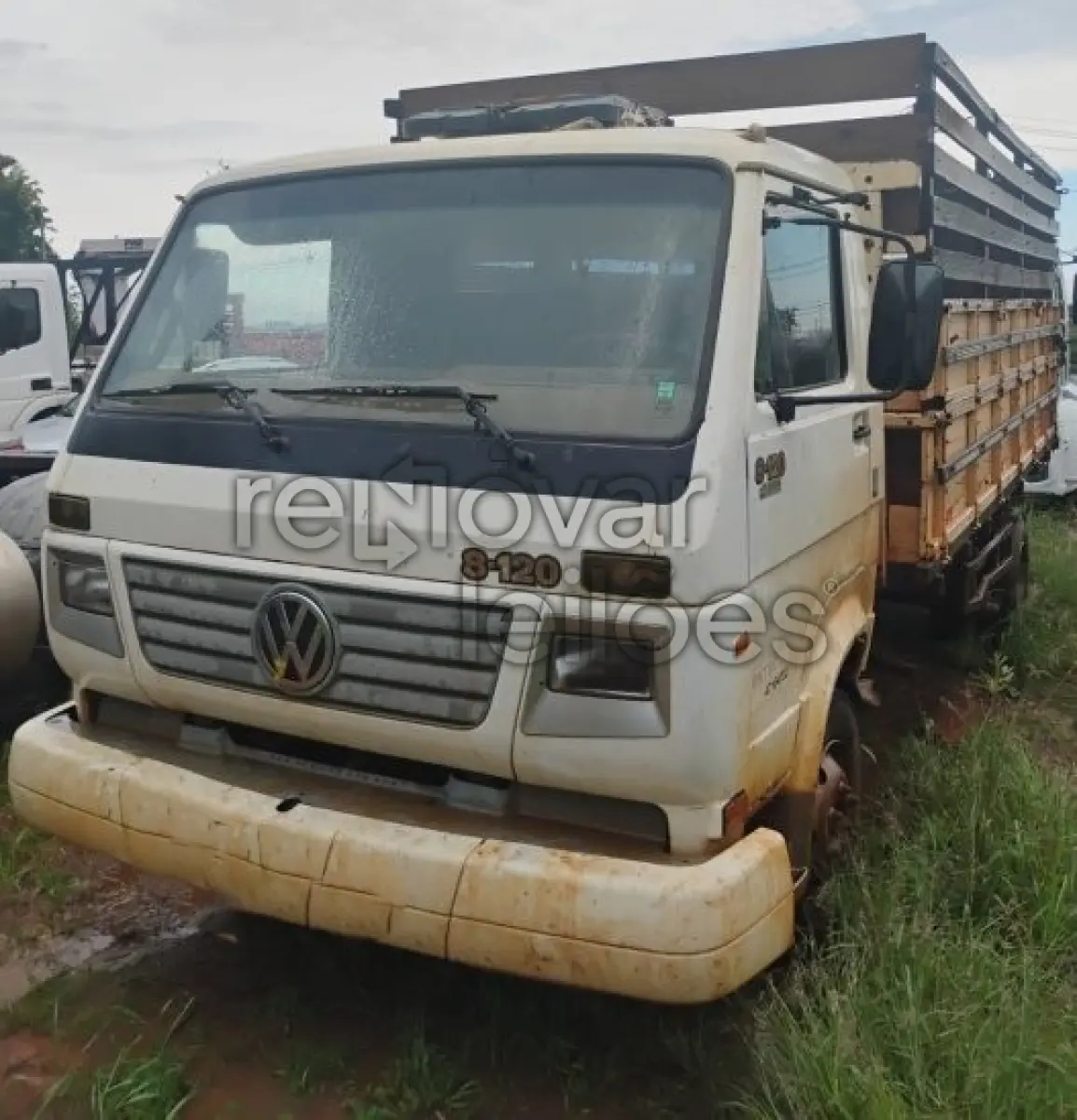 LOTE 019 - VW 8.120 - ANO 2004/2004 - VIA CERTA - DEPOSITADO EM SANTO ÂNGELO/RS