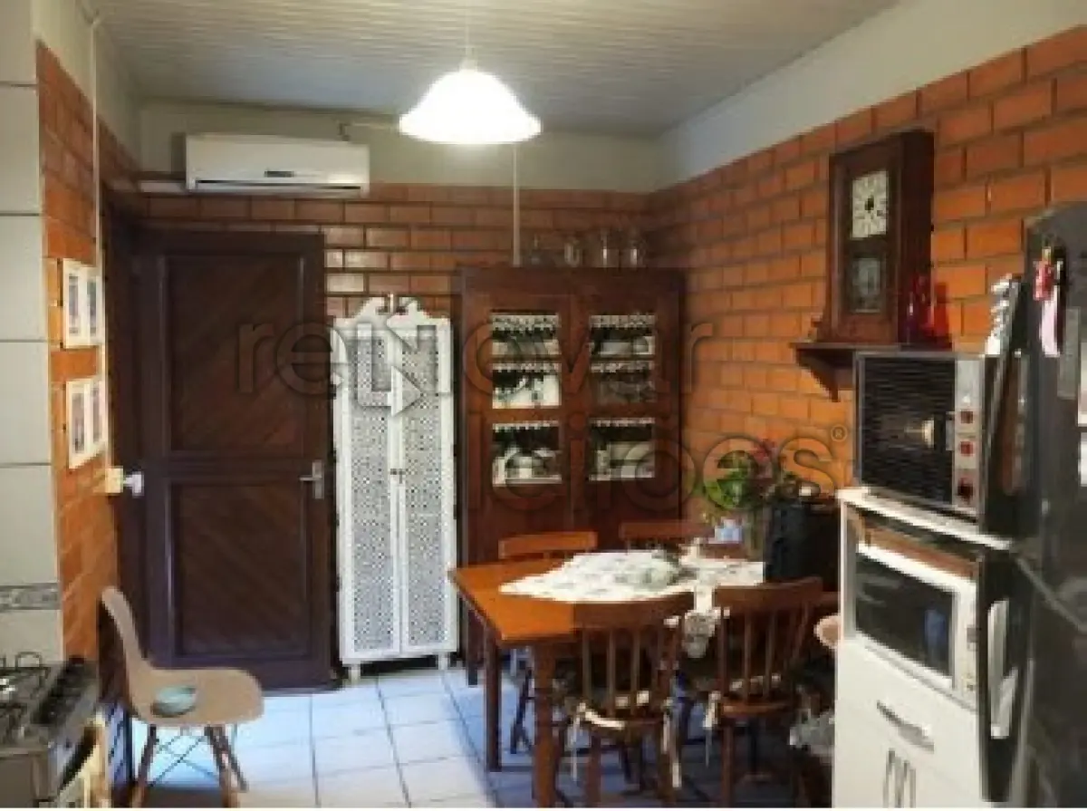 LOTE 001 - CASA C/ 269,90 - IGREJINHA / RS