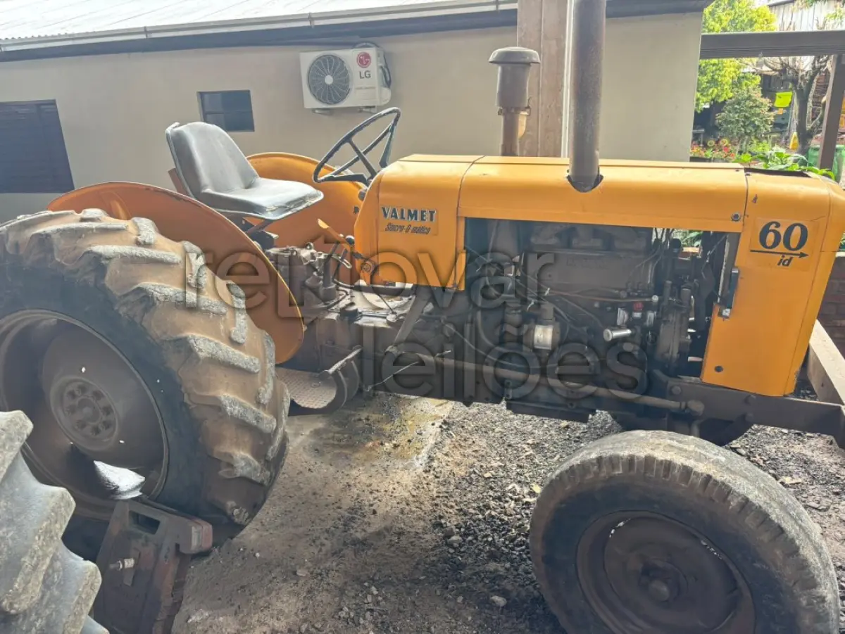 LOTE 050