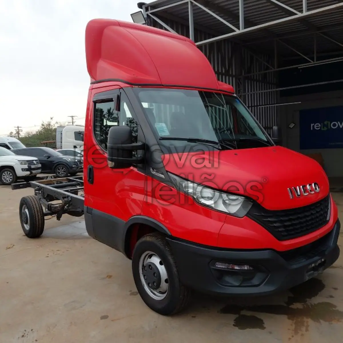 LOTE 021 - IVECO DAILY 35-150CS - ANO 2021/2022 - COMPLETO - SICREDI ALIANÇA - DEPOSITADO EM SANTO ÂNGELO/RS