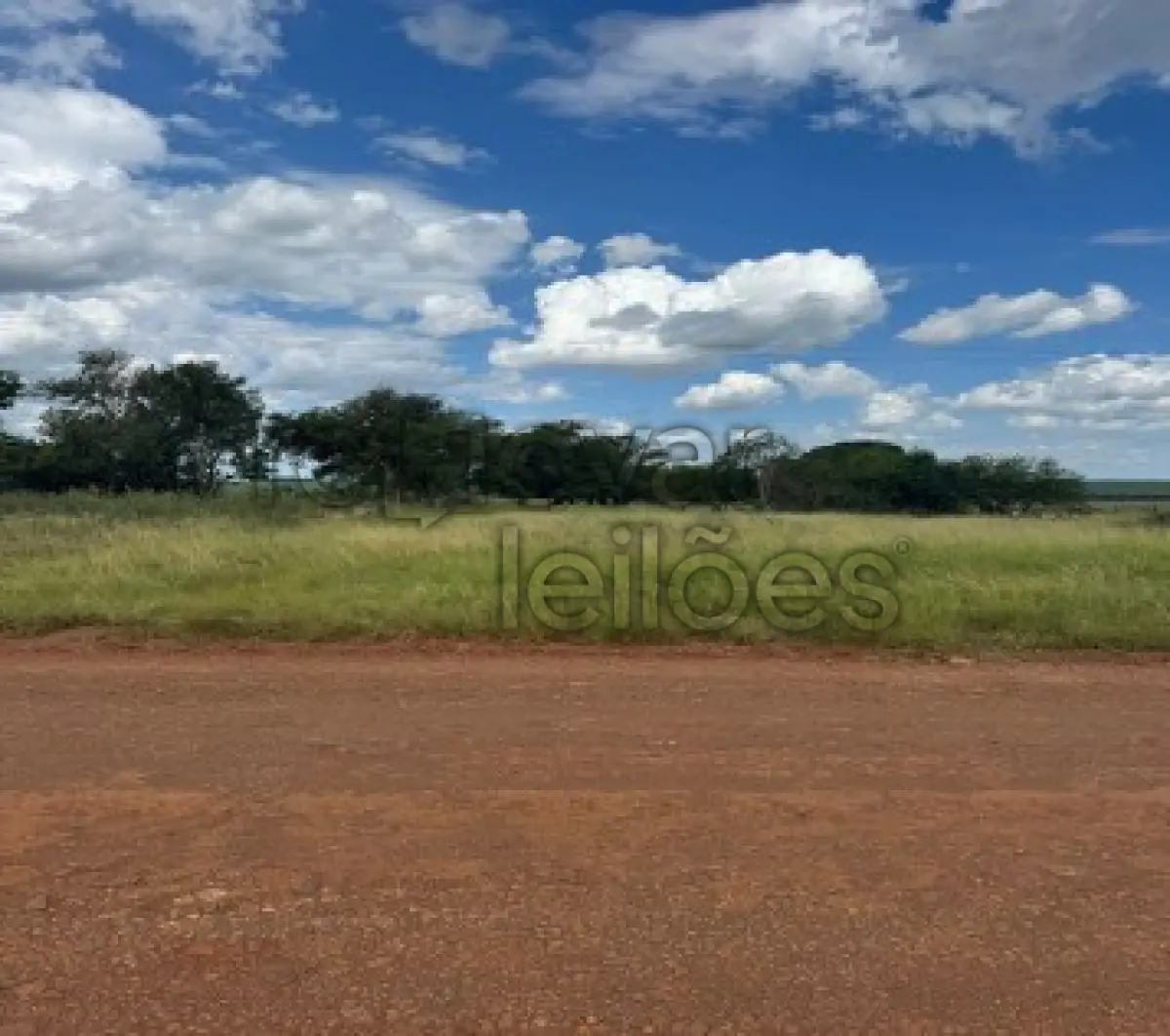 LOTE 001