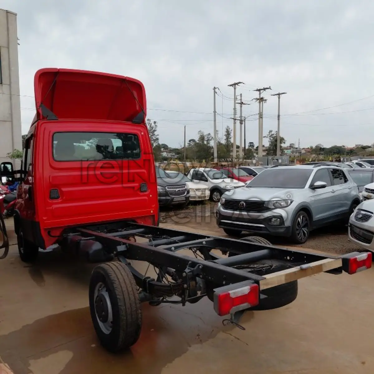 LOTE 021 - IVECO DAILY 35-150CS - ANO 2021/2022 - COMPLETO - SICREDI ALIANÇA - DEPOSITADO EM SANTO ÂNGELO/RS