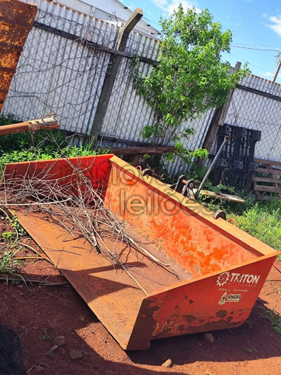 LOTE 049