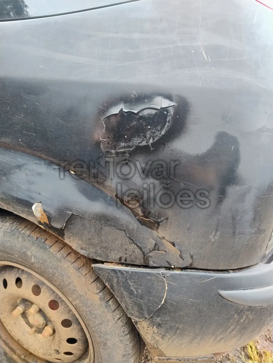 LOTE 006 - FORD FOCUS, ANO/MODELO 2004/2004, DEPOSITADO COM O EXECUTADO