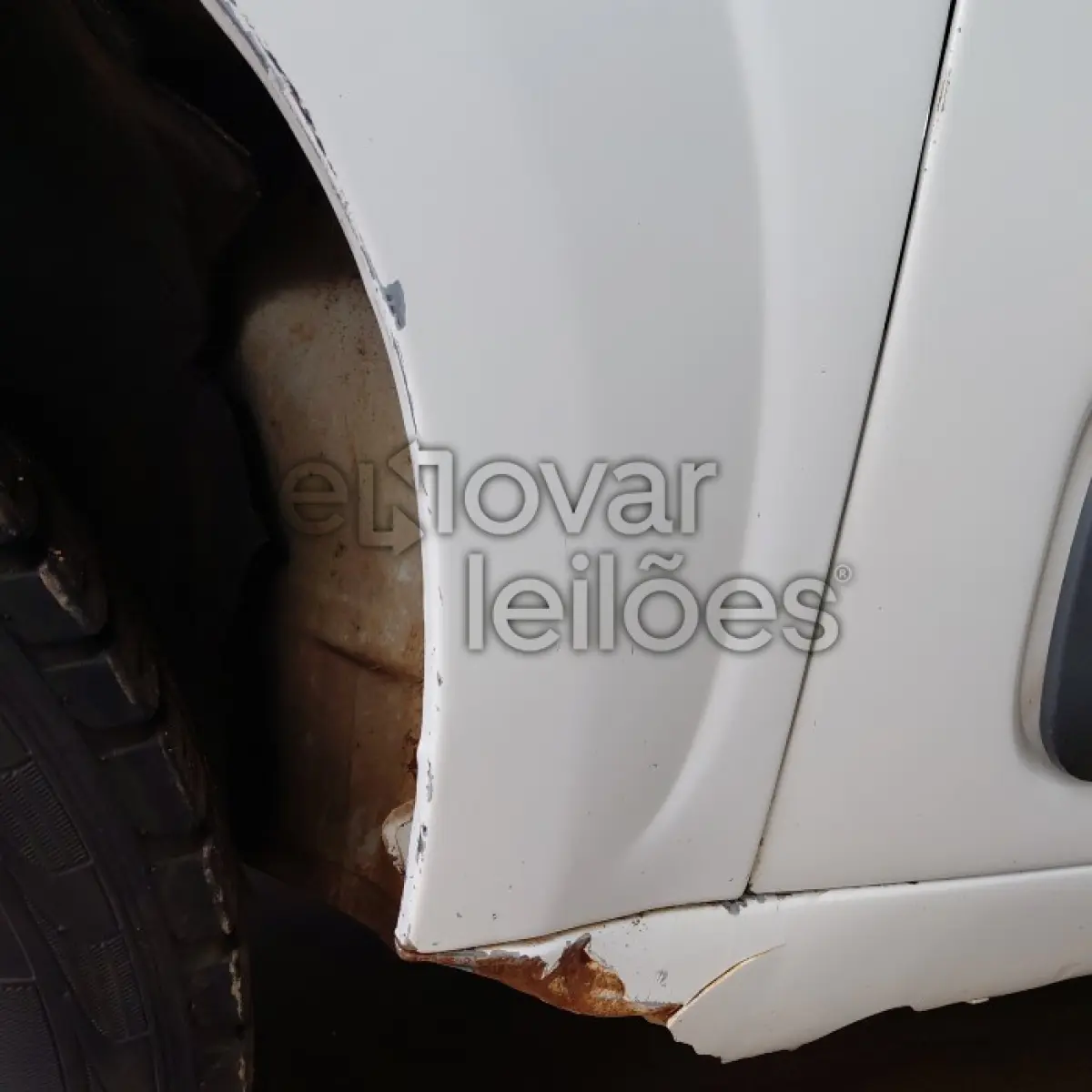 LOTE 001 - FIAT UNO VIVACE 1.0 - ANO 2015/2016 - CRESOL COOPERAR - DEPOSITADO EM SANTO ÂNGELO/RS