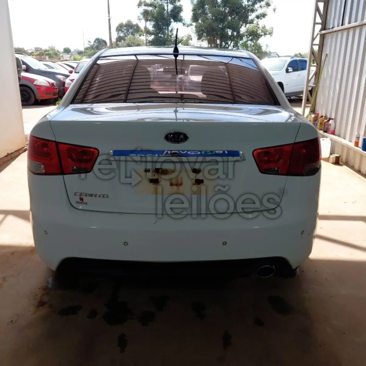 LOTE 025 - KIA CERATO SX3 - ANO 2012/2013 - COMPLETO - SICREDI RAIZES - DEPOSITADO EM SANTO ÂNGELO/RS