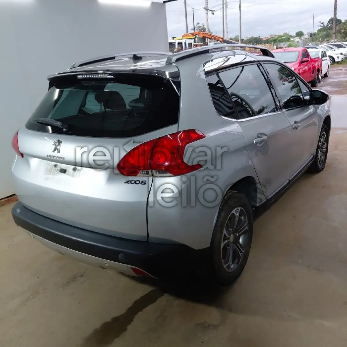 LOTE 012 - PEUGEOT 2008 GRIFFE AT - ANO 2016/2017 - COMPLETO - SICREDI ESSÊNCIA - DEPOSITADO EM SANTO ÂNGELO