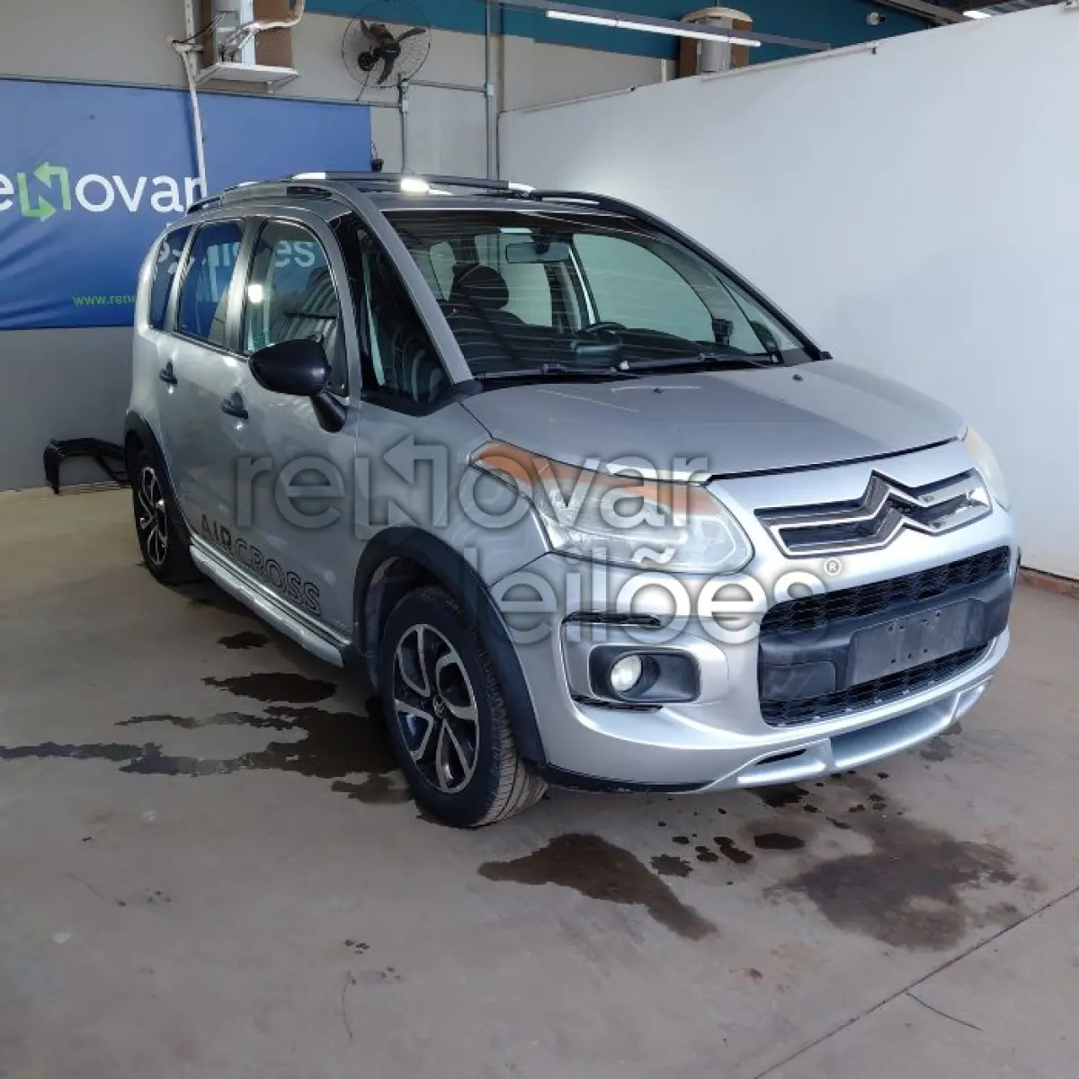 LOTE 033 - CITROEN C3 AIRCROSS - ANO - 2012/2013 - COMPLETO - SICREDI PIONEIRA - DEPOSITADO EM SANTO ÂNGELO/RS