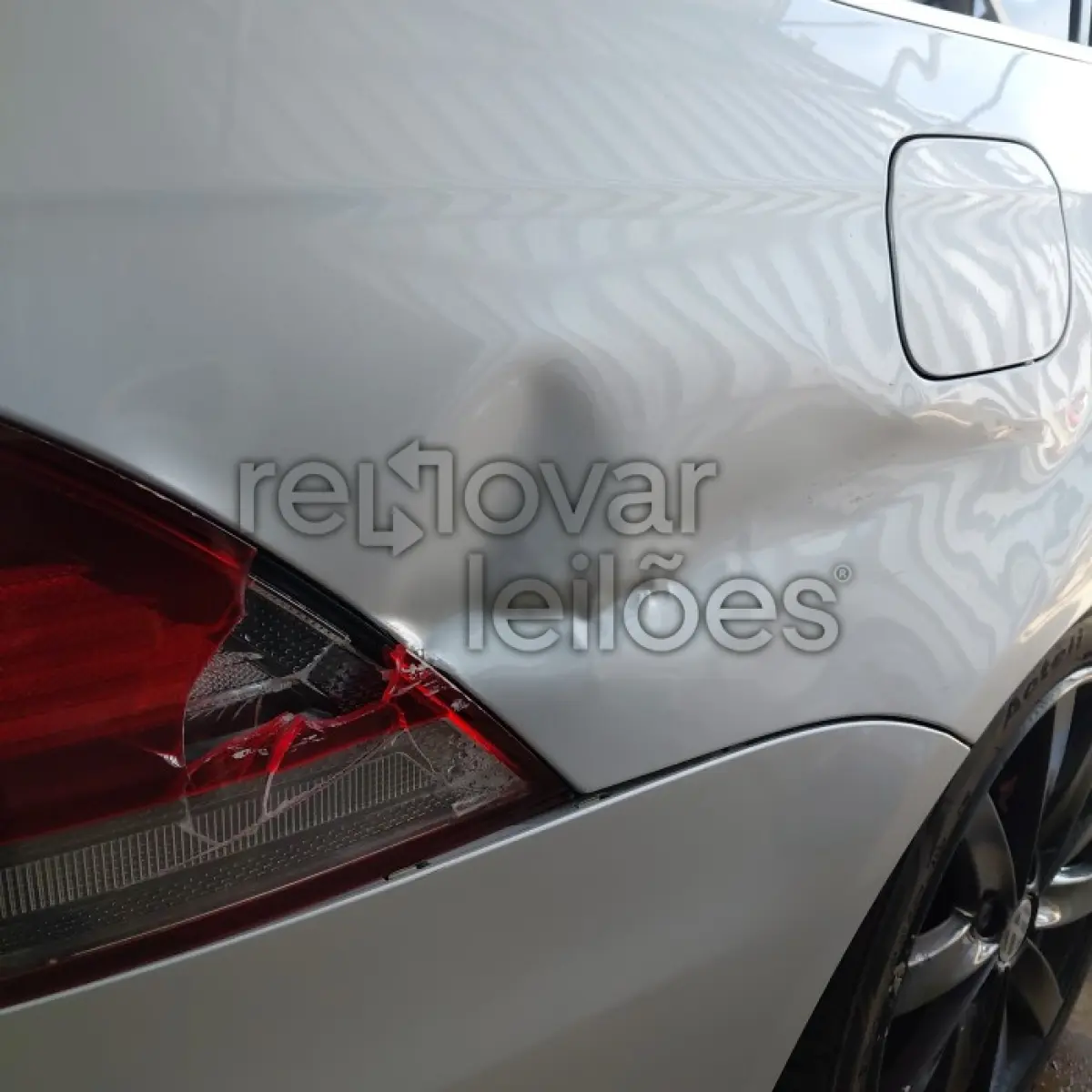 LOTE 016 - VOLKSWAGEN JETTA VARIANT - ANO 2011/2012 - COMPLETO - SICREDI GERAÇÕES - DEPOSITADO EM SANTO ÂNGELO/RS