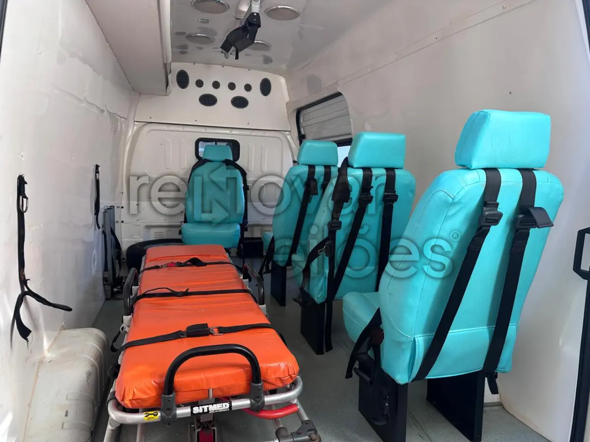 LOTE 002 - FORD/TRANSIT AMB / ANO 2013/2013