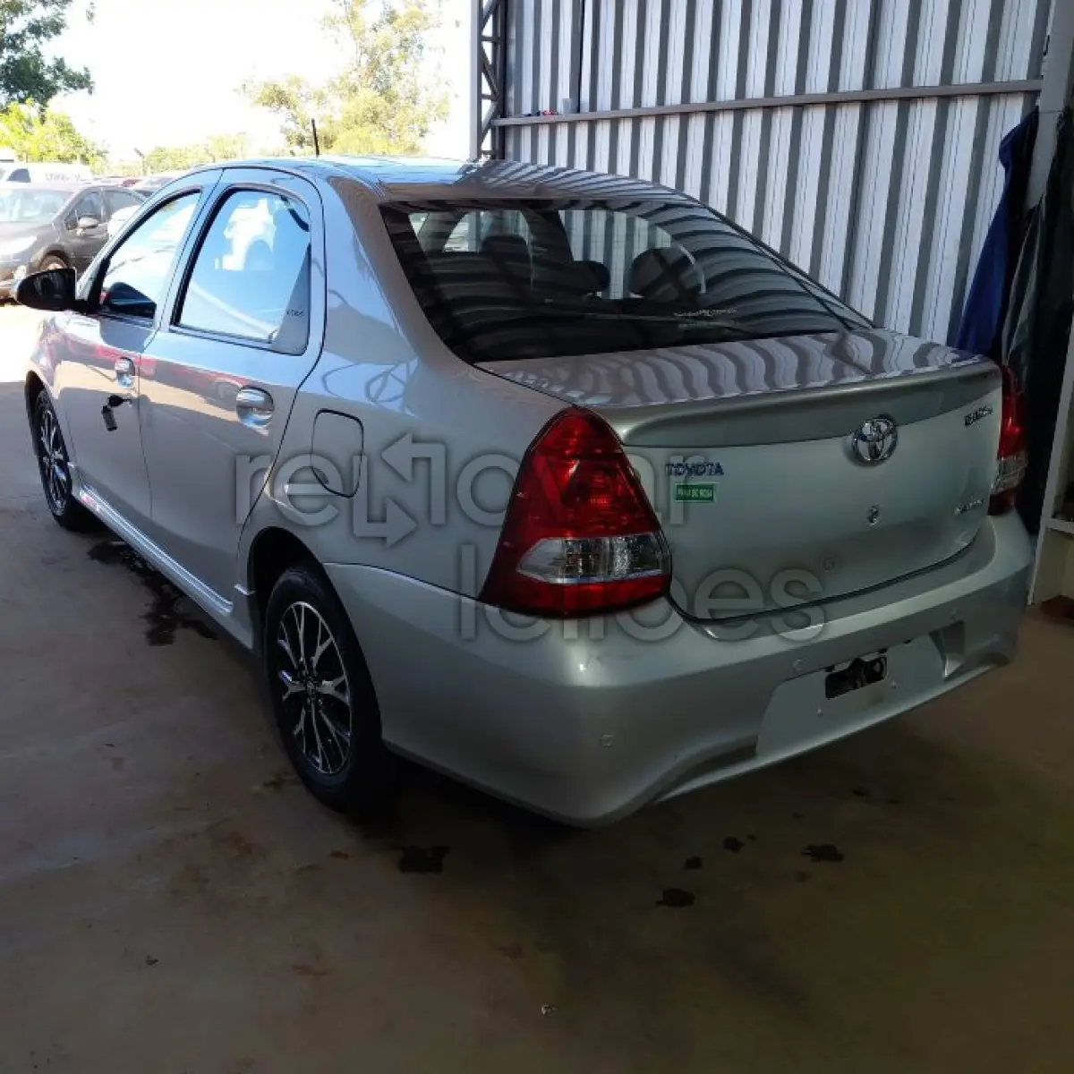 LOTE 032 - TOYOTA ETIOS - ANO 2017/2018 - COMPLETO - SICREDI PIONEIRA - DEPOSITADO EM SANTO ÂNGELO/RS