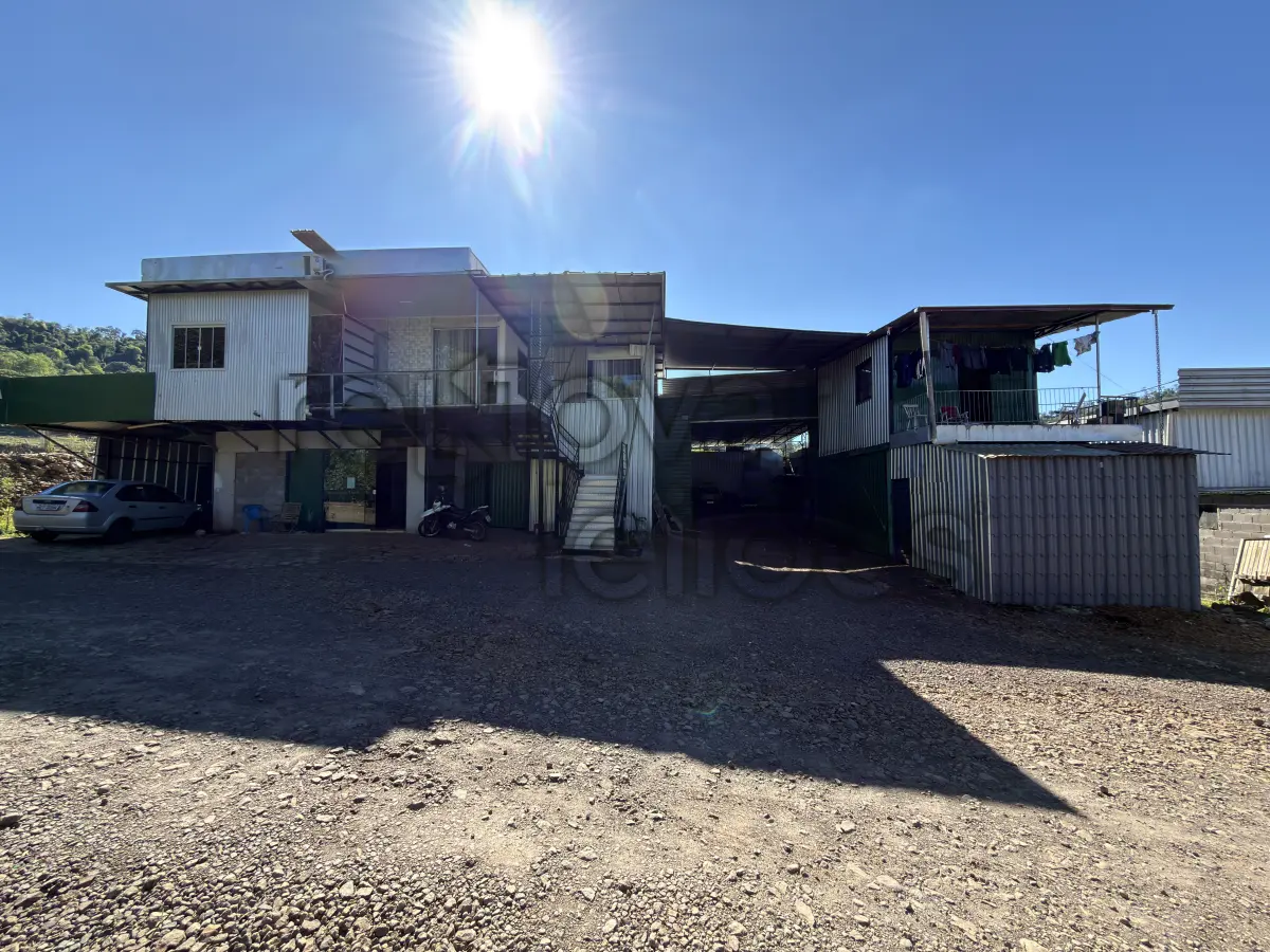 LOTE 001 - GALPÃO COMERCIAL C/ 850,00 M² - ITAPIRANGA / SC