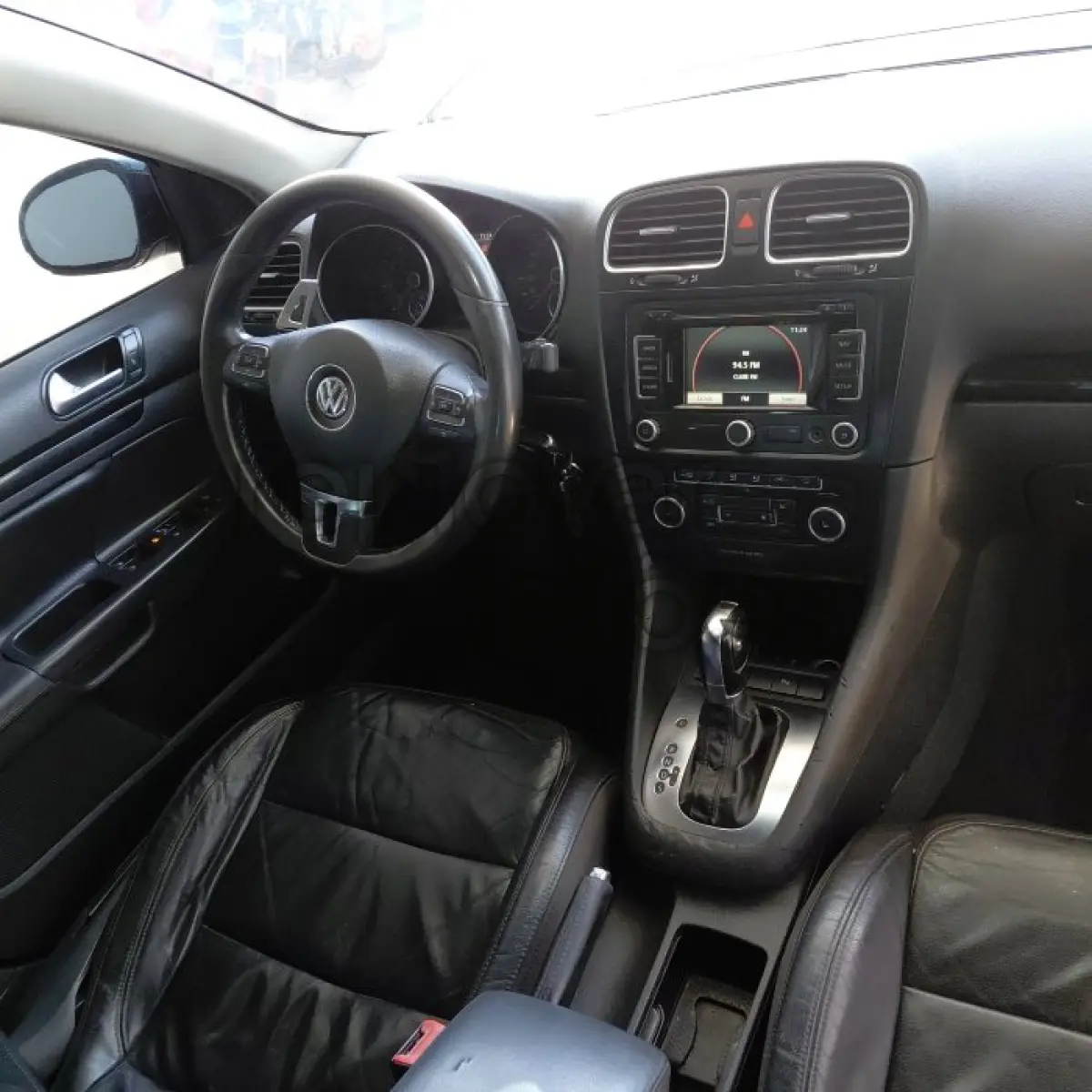 LOTE 016 - VOLKSWAGEN JETTA VARIANT - ANO 2011/2012 - COMPLETO - SICREDI GERAÇÕES - DEPOSITADO EM SANTO ÂNGELO/RS