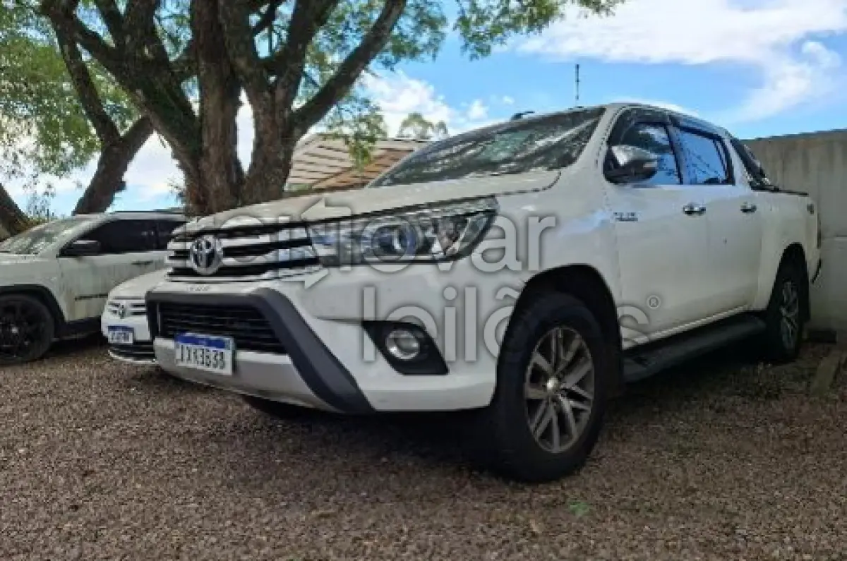 LOTE 001 - TOYOTA HILUX CD SRX 4X4, 2016/2017, DEPOSITADO COM O EXEQUENTE