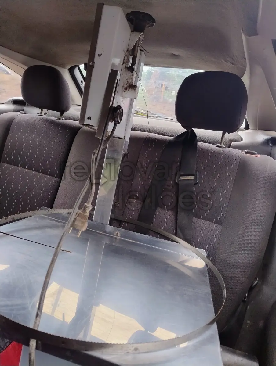 LOTE 006 - FORD FOCUS, ANO/MODELO 2004/2004, DEPOSITADO COM O EXECUTADO