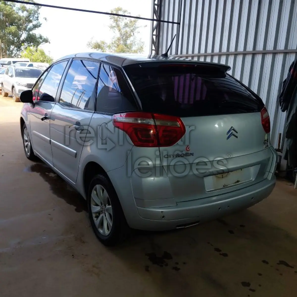 LOTE 018 - CITROEN C4 PICASSO - ANO 2009/2010 - COMPLETO - SICREDI GERAÇÕES - DEPOSITADO EM SANTO ÂNGELO/RS