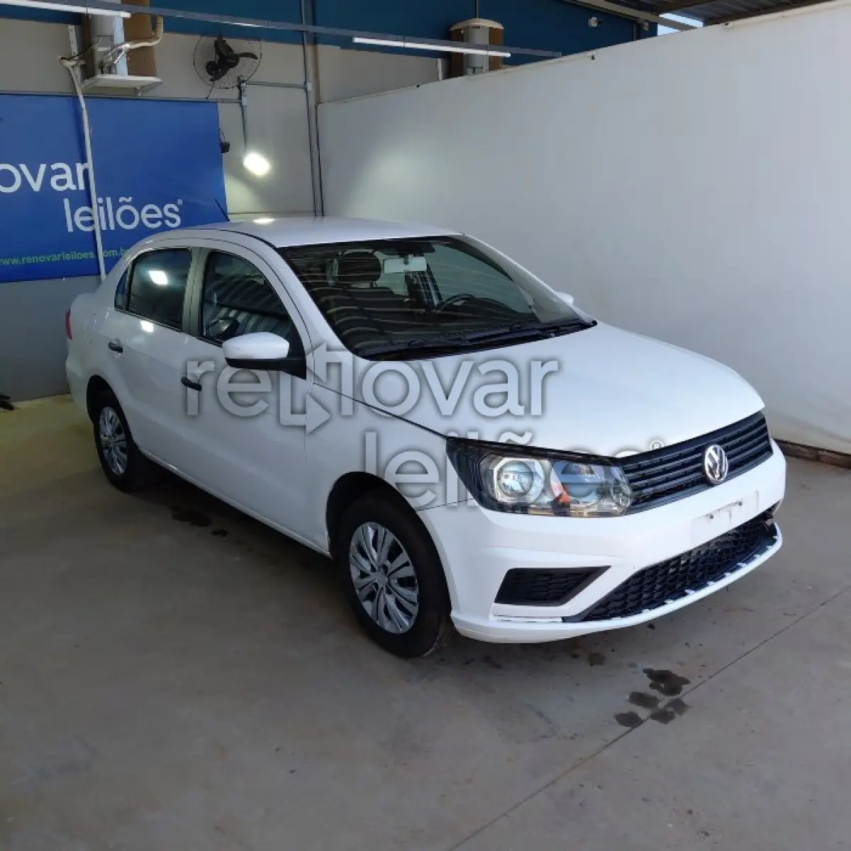 LOTE 019 - VOLKSWAGEN VOYAGE - ANO 2021/2022 - COMPLETO - SICOOB CREDITAIPU - DEPOSITADO EM SANTO ÂNGELO/RS