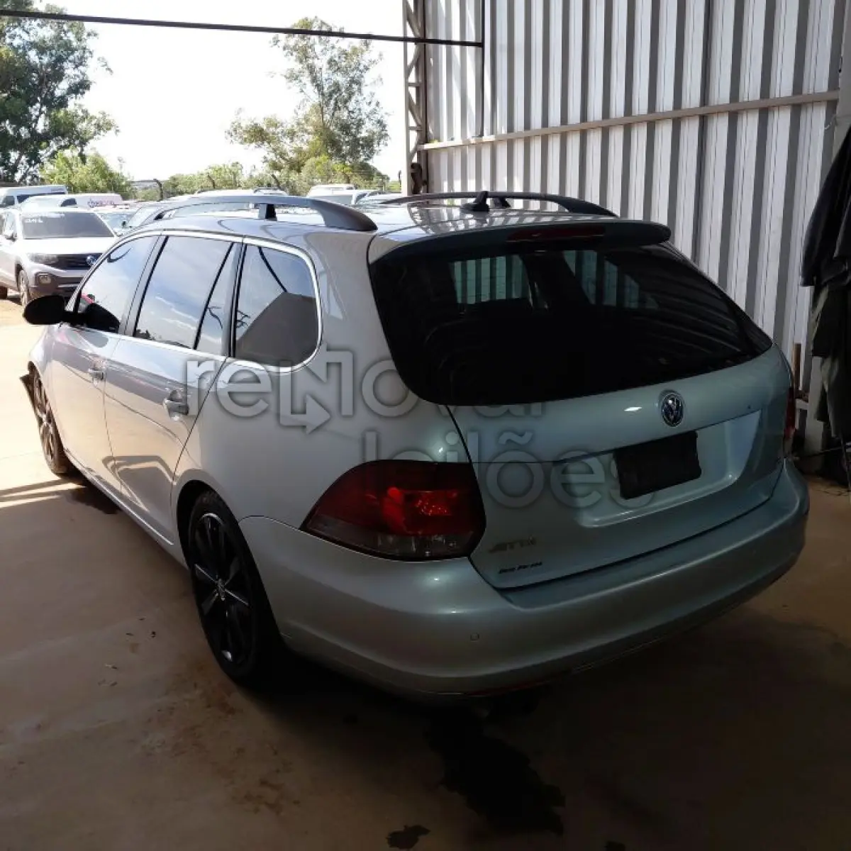 LOTE 016 - VOLKSWAGEN JETTA VARIANT - ANO 2011/2012 - COMPLETO - SICREDI GERAÇÕES - DEPOSITADO EM SANTO ÂNGELO/RS