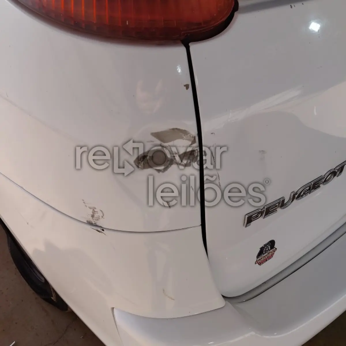 LOTE 013 - PEUGEOT 207SW XR - ANO 2012/2013 - COMPLETO - SICREDI ESSÊNCIA - DEPOSITADO EM SANTO ÂNGELO/RS