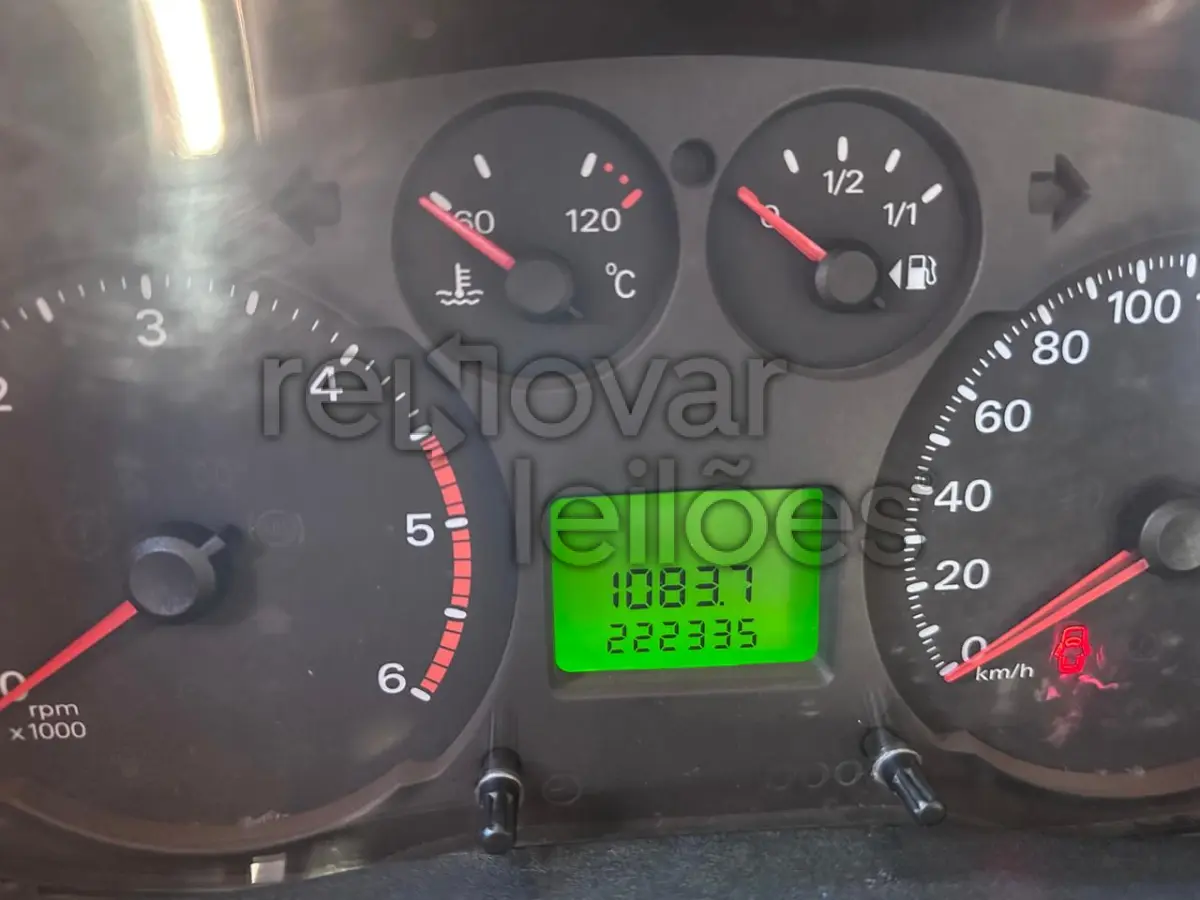 LOTE 002 - FORD/TRANSIT AMB / ANO 2013/2013