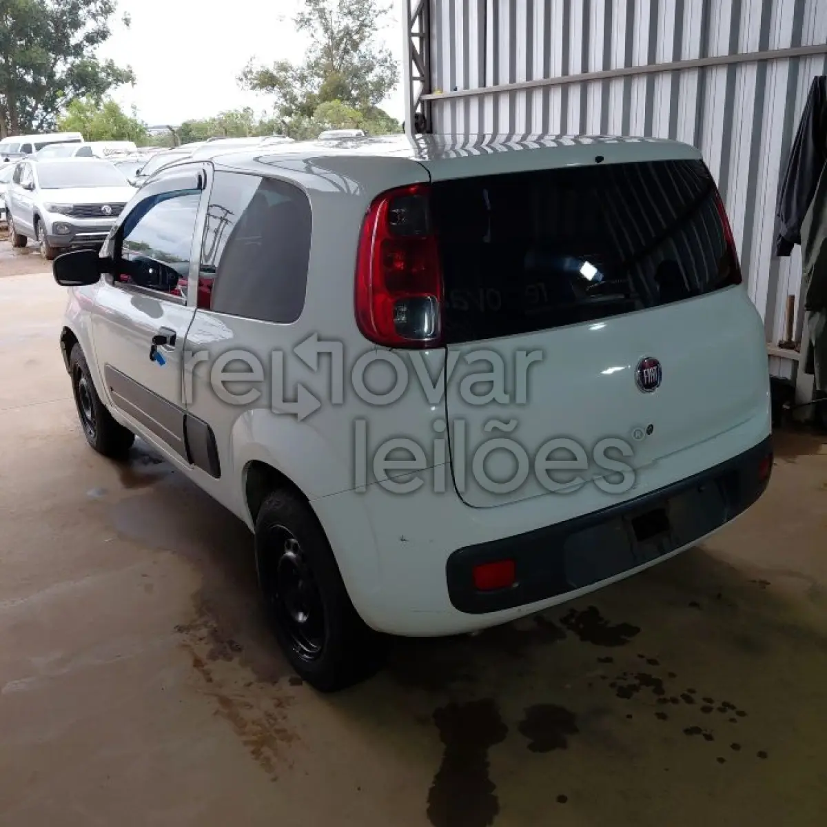 LOTE 001 - FIAT UNO VIVACE 1.0 - ANO 2015/2016 - CRESOL COOPERAR - DEPOSITADO EM SANTO ÂNGELO/RS