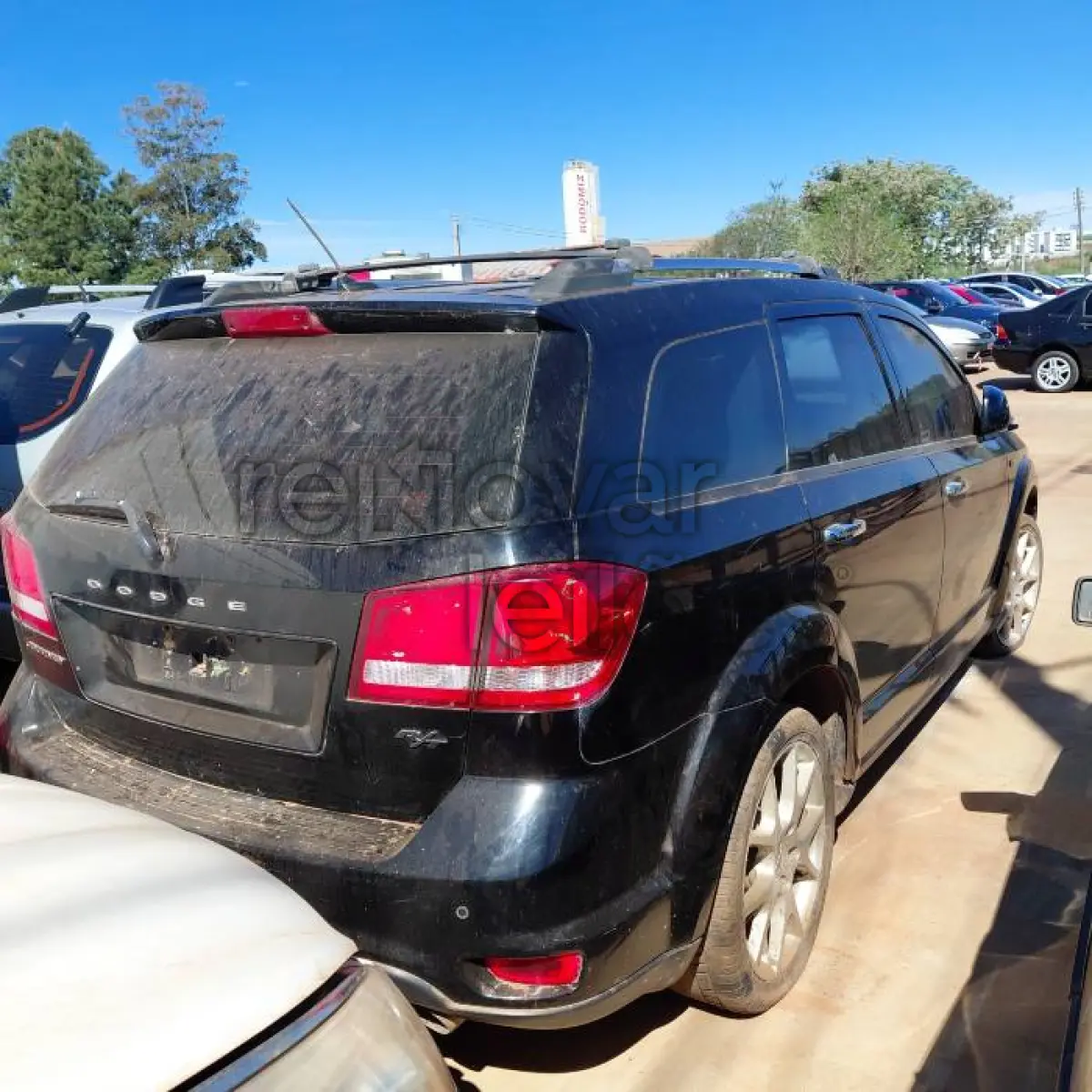 LOTE 026 - DODGE JOURNEY - ANO 2014/2014 - COMPLETO - SICREDI RAIZES - RECALL PENDENTE - DEPOSITADO EM SANTO ÂNGELO/RS