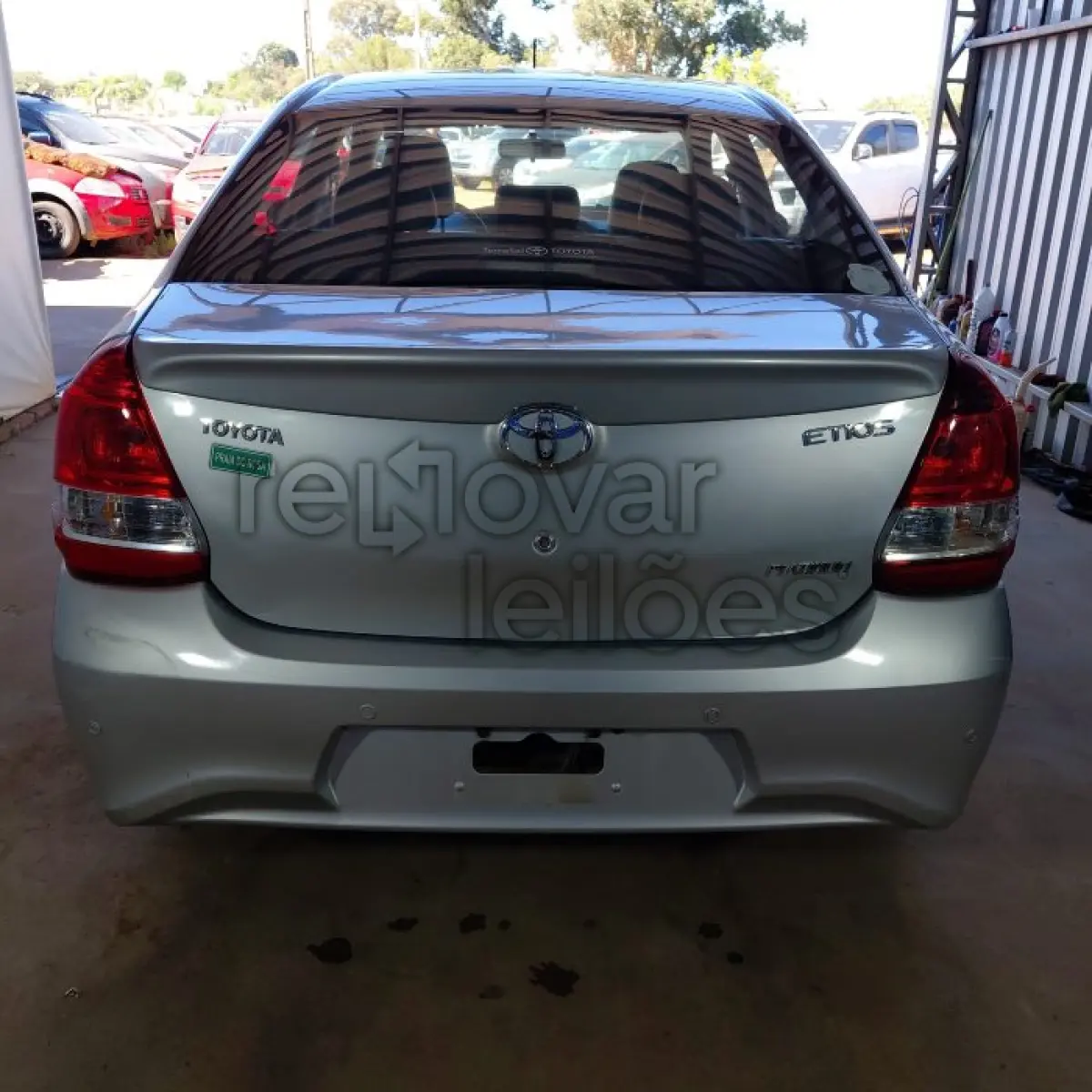 LOTE 032 - TOYOTA ETIOS - ANO 2017/2018 - COMPLETO - SICREDI PIONEIRA - DEPOSITADO EM SANTO ÂNGELO/RS