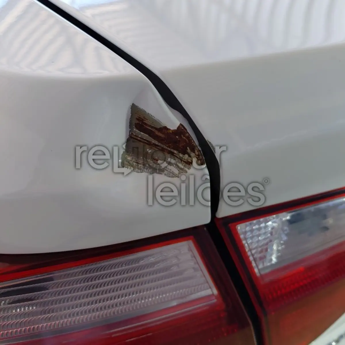 LOTE 027 - VOLKSWAGEN VOYAGE - ANO 2020/2021 - COMPLETO - CRESOL COOPERAR - DEPOSITADO EM SANTO ÂNGELO/RS