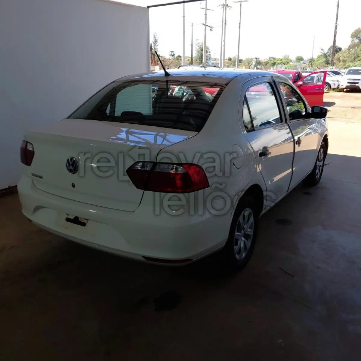 LOTE 027 - VOLKSWAGEN VOYAGE - ANO 2020/2021 - COMPLETO - CRESOL COOPERAR - DEPOSITADO EM SANTO ÂNGELO/RS