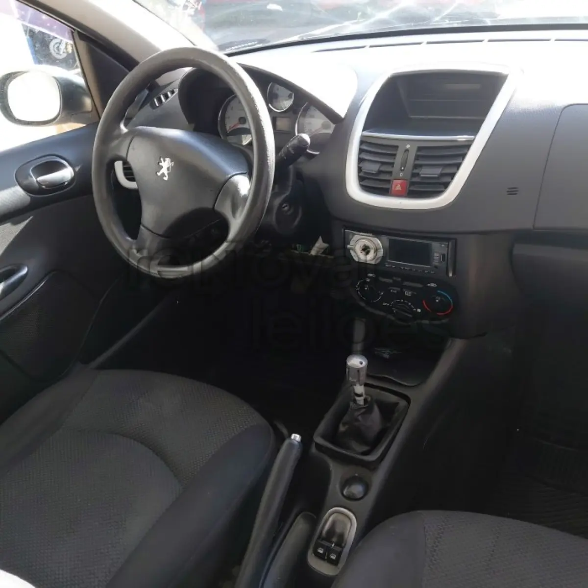 LOTE 013 - PEUGEOT 207SW XR - ANO 2012/2013 - COMPLETO - SICREDI ESSÊNCIA - DEPOSITADO EM SANTO ÂNGELO/RS