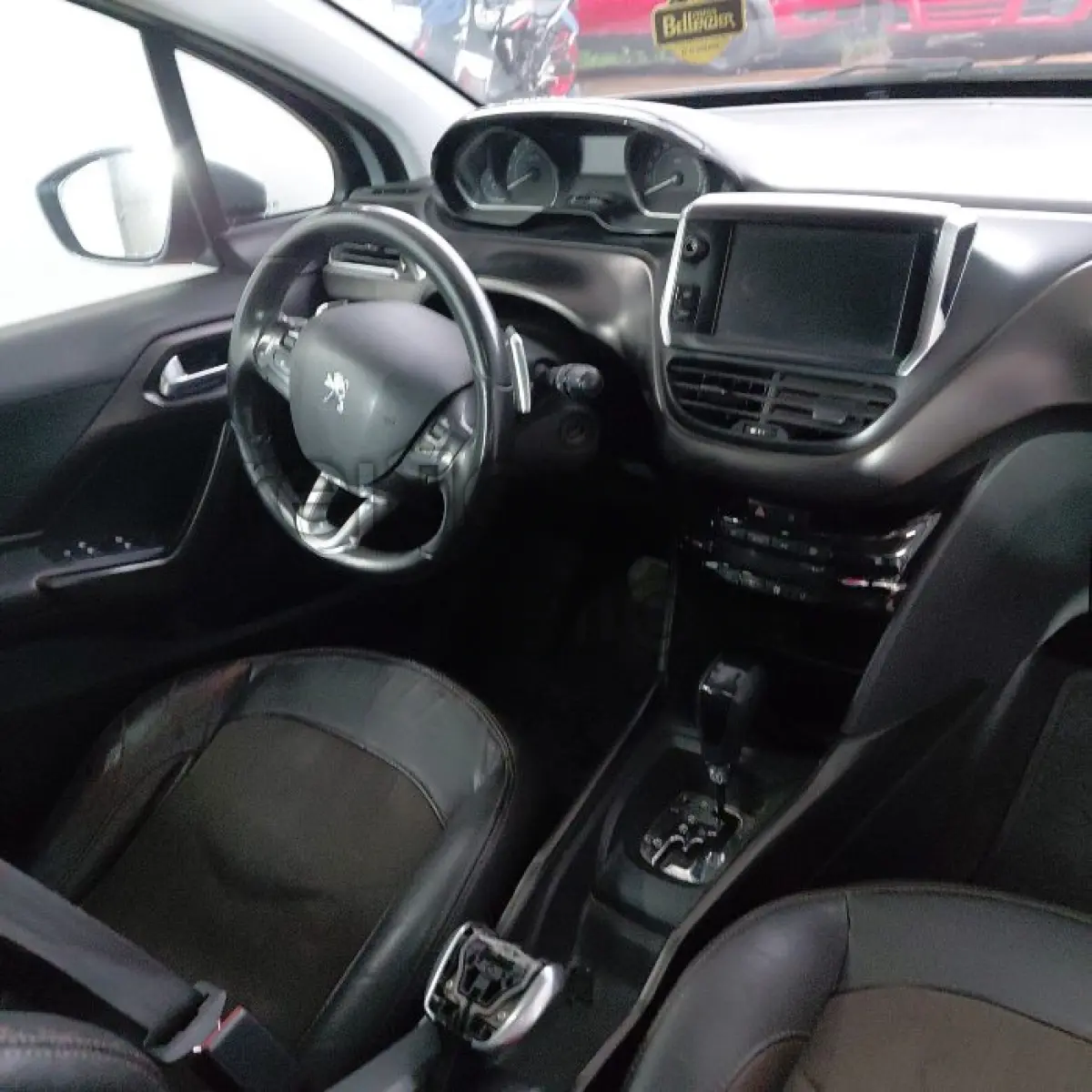LOTE 012 - PEUGEOT 2008 GRIFFE AT - ANO 2016/2017 - COMPLETO - SICREDI ESSÊNCIA - DEPOSITADO EM SANTO ÂNGELO