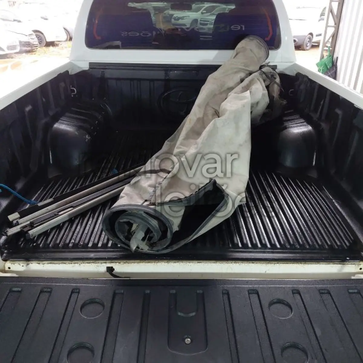 LOTE 028 - TOYOTA HILUX - ANO 2022/2022 - COMPLETO - SICREDI ALIANÇA - DEPOSITADO EM SANTO ÂNGELO/RS