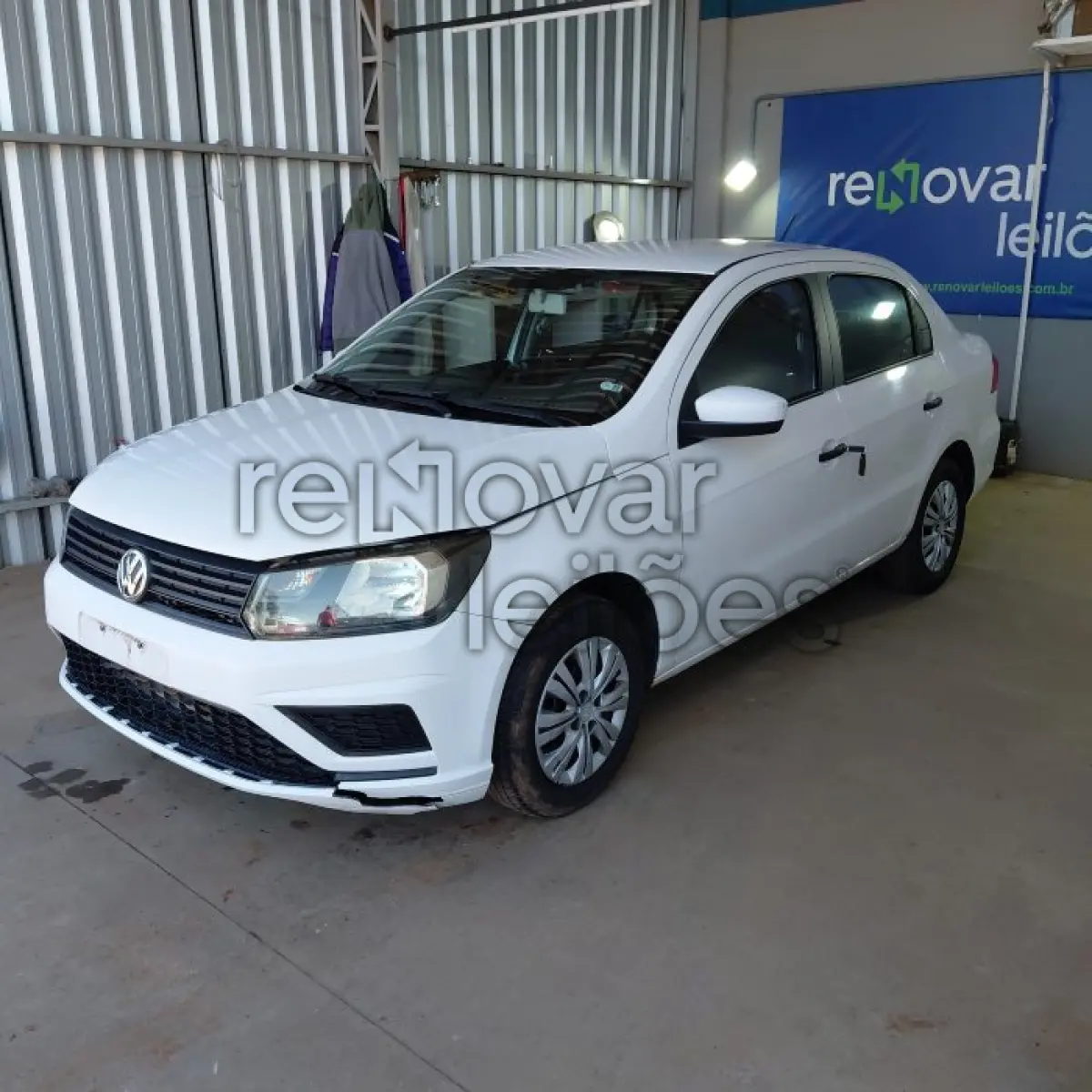 LOTE 019 - VOLKSWAGEN VOYAGE - ANO 2021/2022 - COMPLETO - SICOOB CREDITAIPU - DEPOSITADO EM SANTO ÂNGELO/RS