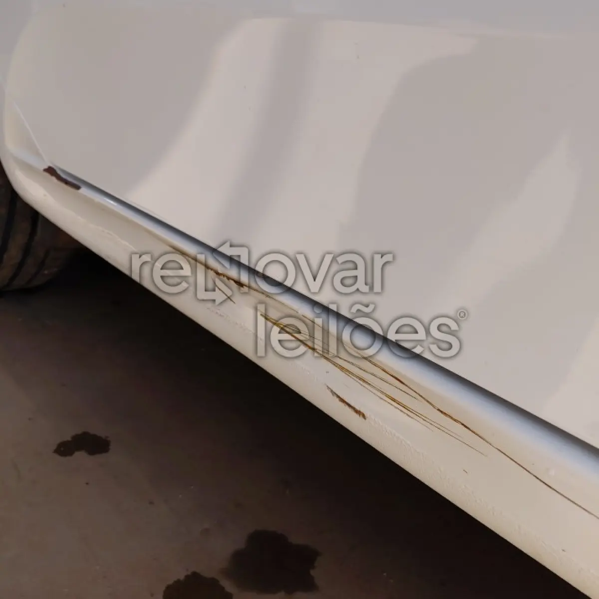LOTE 025 - KIA CERATO SX3 - ANO 2012/2013 - COMPLETO - SICREDI RAIZES - DEPOSITADO EM SANTO ÂNGELO/RS