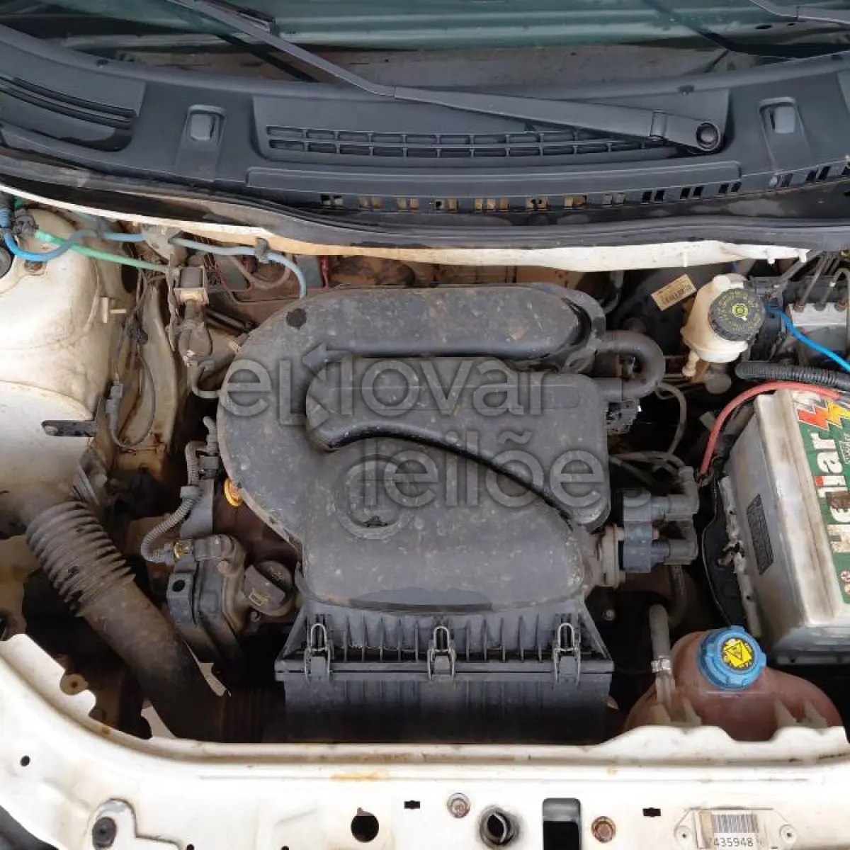 LOTE 001 - FIAT UNO VIVACE 1.0 - ANO 2015/2016 - CRESOL COOPERAR - DEPOSITADO EM SANTO ÂNGELO/RS
