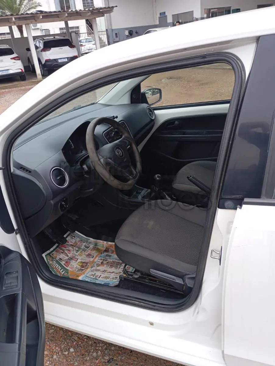 LOTE 003 - VW/UP TAKE MCV / ANO 2017/2018