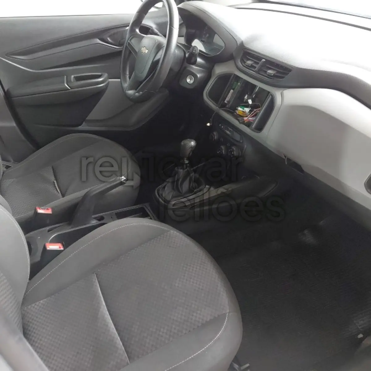 LOTE 003 - CHEVROLET ONIX 10MT JOYE 1.0 - ANO 2018/2019 - COMPLETO - SICREDI PIONEIRA - DEPOSITADO EM SANTO ÂNGELO/RS