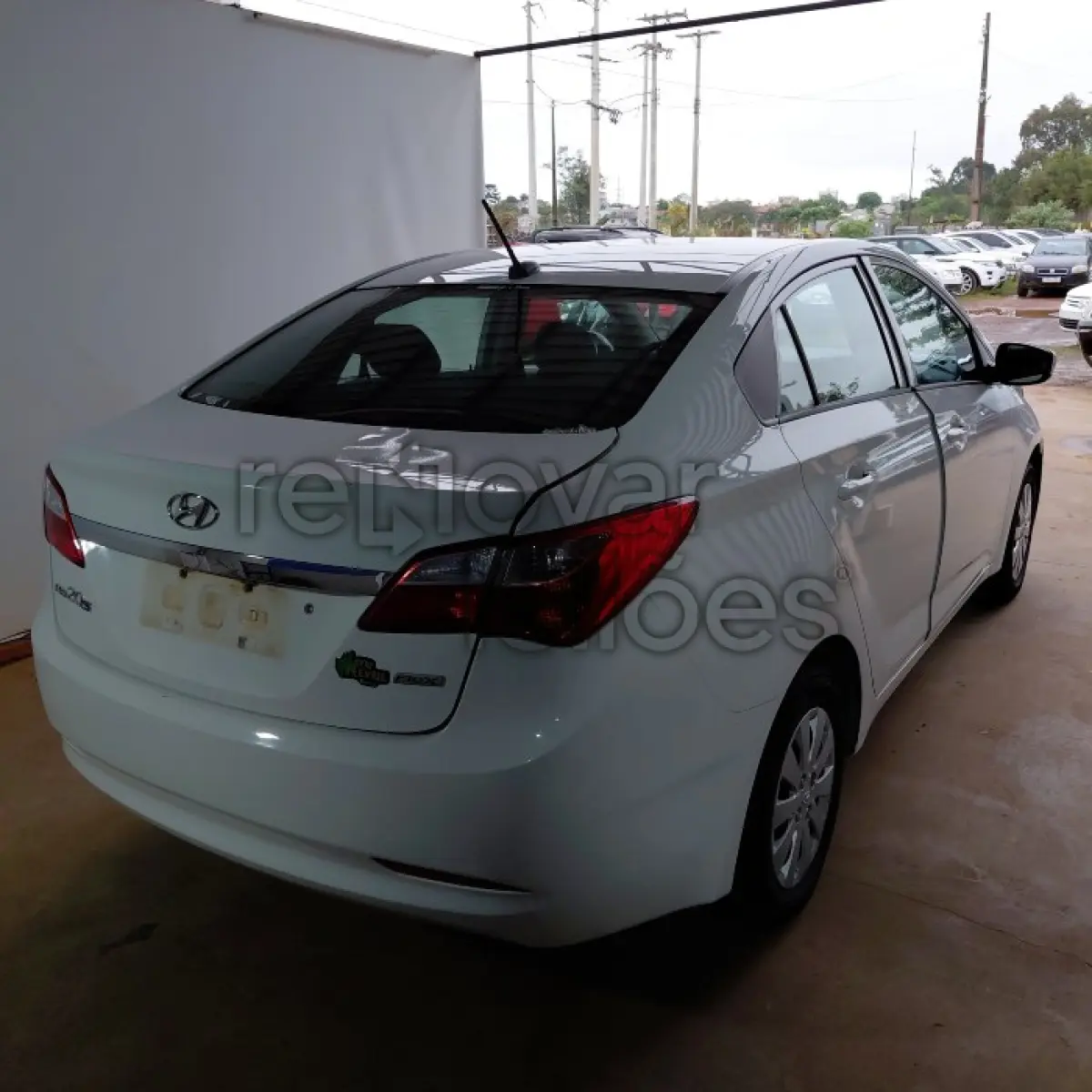LOTE 005 - HYUNDAI HB20S 1.0M COMF - ANO 2015/2015 - COMPLETO - SICREDI PIONEIRA - DEPOSITADO EM SANTO ÂNGELO/RS