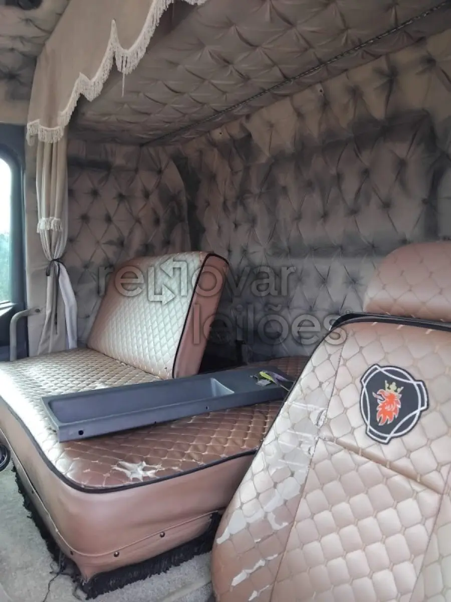 LOTE 016 - SCANIA/R124 - 2001/2001 - RECUPERADO DE SINISTRO - SICREDI PRODUÇÃO - DEPOSITADO EM CHAPECO/SC