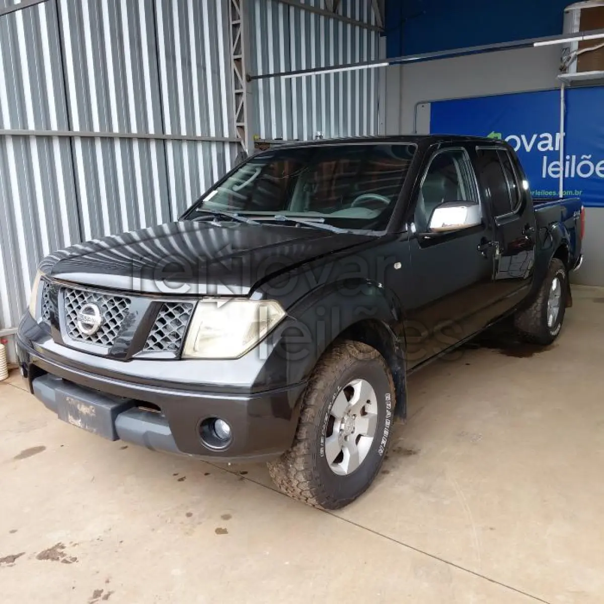 LOTE 008 - NISSAN FRONTIER - ANO 2008/2009 - COMPLETO - CRESOL CENTRO SUL - DEPOSITADO EM SANTO ÂNGELO/RS