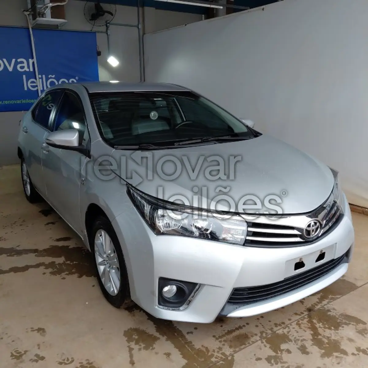 LOTE 007 - TOYOTA COROLLA XEI 2.0 FLEX - ANO 2014/2015 - COMPLETO - CRESOL COOPERAR - DEPOSITADO EM SANTO ÂNGELO/RS