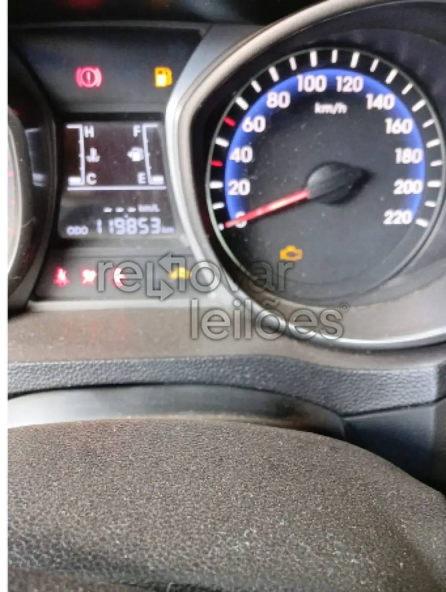 LOTE 004 - HYUNDAI/HB20S 1.0M COMF, 2015/2015, DEPOSITADO COM O EXECUTADO
